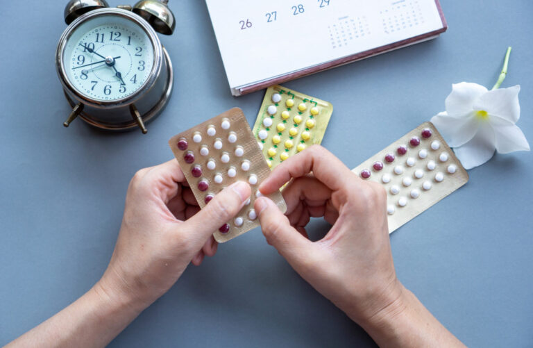 Nagłe odstawienie tabletek antykoncepcyjnych – czym grozi? Czy może być niebezpieczne dla zdrowia? nagłe odstawienie tabletek antykoncepcyjnych