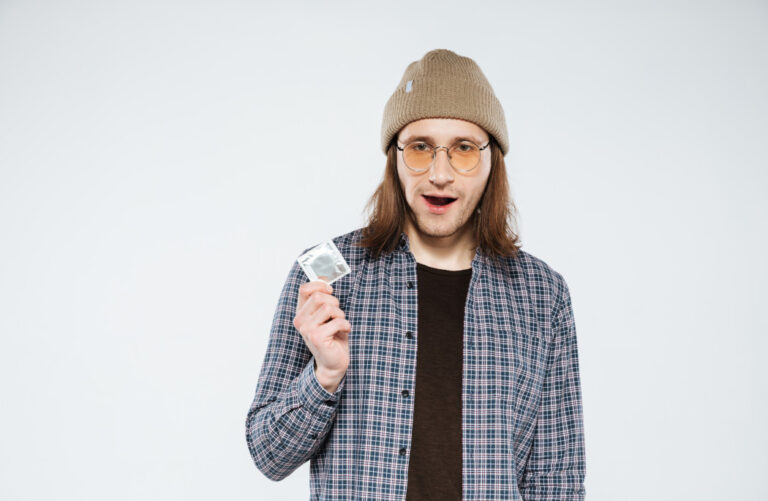 od ilu lat można kupić prezerwatywy