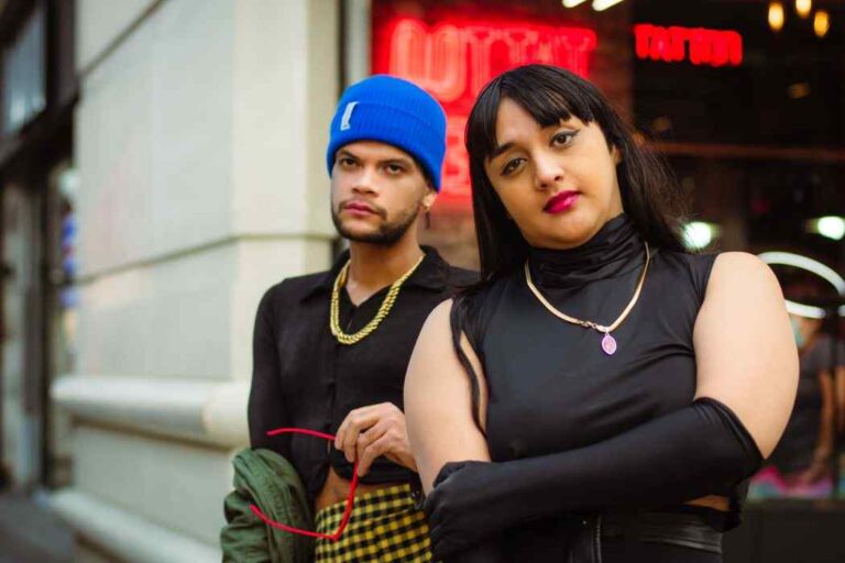 Genderfluid – co to oznacza? Poznaj najważniejsze informacje o osobach genderfluid genderfluid co to