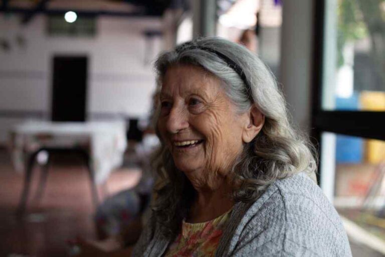 Gerontofilia – kiedy starość jest podniecająca. Na czym dokładnie polega ten rodzaj parafilii? gerontofilia